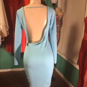 I m selling a beautiful dresses